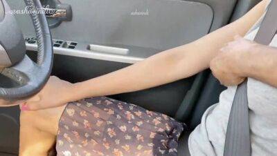 Cute Beb Fingered & Giving Handjob while Highway Drive. - porntry.com - India
