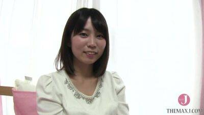 25-year-old married woman Akane, too perverted erection nipples and bristle man hair make a man feel like that - veryfreeporn.com - Japan
