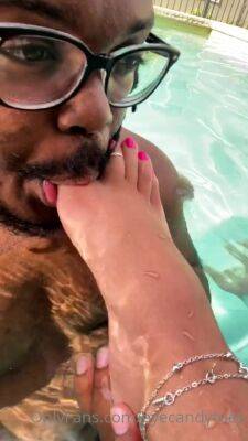 Interracial foot fetish sex with a sexy brunette - drtuber.com