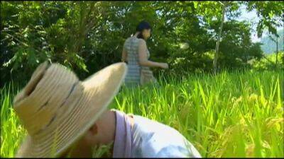 04A0523-A Niece Who Seduces An Uncle Who Works In A Countryside Rice Field With No Panties And Fucks - senzuri.tube
