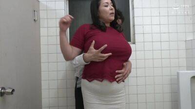 03L1822- Creampie fuck in a public toilet with a perverted man - senzuri.tube