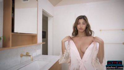 Middle Eastern Beauty With Big Tits Solo - upornia.com