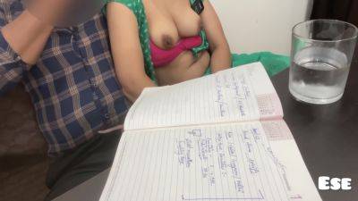 Indian Maid Got Modelling Offer - desi-porntube.com - India