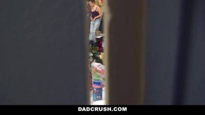 Teen Pleases Dissapointed Stepdaddy - upornia.com