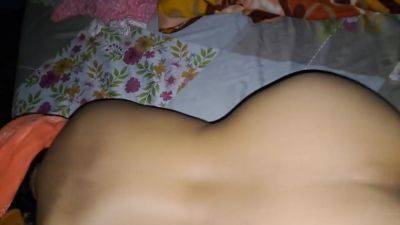 Pati Bahar Kaam Par Bibi Apne Dost Ke Sath Maje Par - desi-porntube.com - India