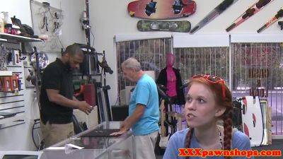 Fooled Pawnshop Newbie Facialized - hclips.com