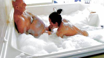 Complete 4k Movie Hot Foamy Sex With Adamandeve And Lupo - upornia.com