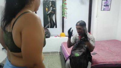 Me Folle A Mi Hijastra Y Luego Se Despierta Al Sentir Mi Polla - hclips.com - India