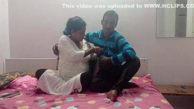 Indian House Wife - hclips.com - India
