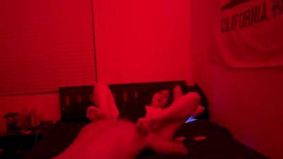 Hot Young Cali Babe At Home With Boyfriend - hclips.com