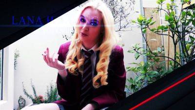 British 18 Year Old Schoolgirls Finger Themselves Before Cumming - Real Teens Get Naughty! - sexu.com - Britain