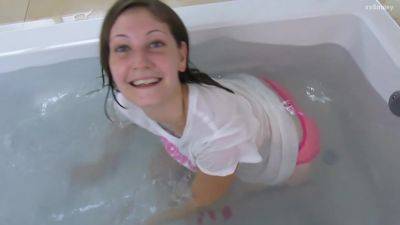 Wetlook 01 - hclips.com