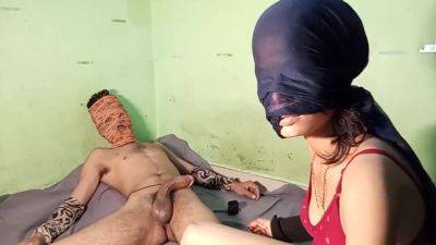 Bhabhi Ko Bahut Din K Baad Chut Choda Chut Chodte Chodte Condom Bhi Phat Gya Sister-in-law Left Her Pussy After A Long Time. Con - M A - desi-porntube.com - India
