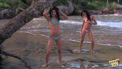 Two Gorgeous Girls Play In The Water Before Sucking And Fucking A Massive Fat Dick - upornia.com