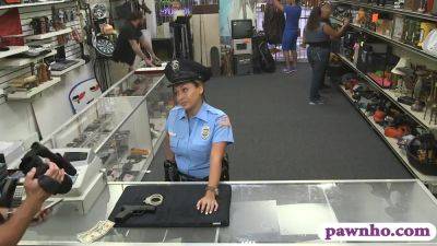 Latin Police Officer Banged By Pawn Dude For Some Money - hclips.com
