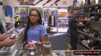 Babe With Glasses Banged By Pawn Keeper - hclips.com