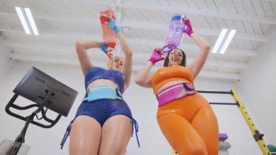 Kayley Gunner - Girls With Big Milkings Are Exercising On A Guys Penis In The Gym With Kayley Gunner, Angela White And Van Wylde - hotmovs.com