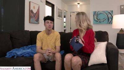 Gigi Dior - Gigi Dior - She Is Stressed Out And Needs Dick In 4k - upornia.com