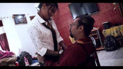 Sexy Real Indian Estate Agent Sudipa Tries To Impress Her Property Buyer - hclips.com - India