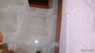 Sri Lanka - Room Service Girl Part 2 ( රමද සර ) Sri Lanka - Homemade - desi-porntube.com - India - Sri Lanka