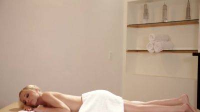 Piper Perri - Ashley Adams - And Lesbian - Blonde - Brunette - Massage - Ass Licking - Fisting - Face Sitting - Scissoring - Sixty-nine - Masturbation - Agm - Size Matters With Piper Perri And Ashley Adams - upornia.com