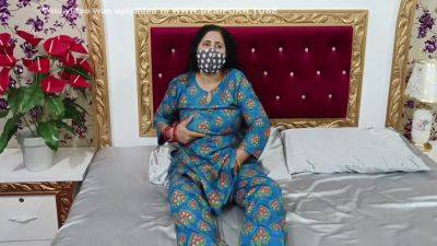 Beautiful Pakistani Sexy Aunty Sex With Large Dildo - desi-porntube.com - Pakistan