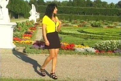 Dark Haired In Lady From Germany Gets Double-penetrated Outdoors - hotmovs.com - Germany