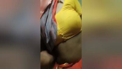 Huge Boobs In Indian Girlfriend Video - desi-porntube.com - India