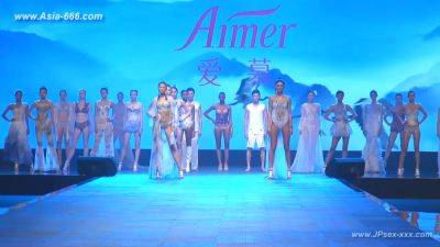 Chinese model in sexy lingerie show.20 - hclips.com - China
