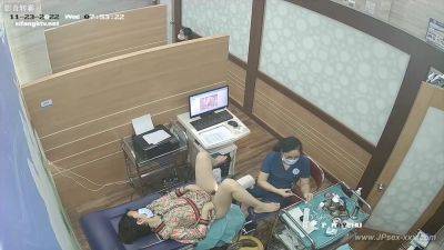 Peeping Hospital patient.22 - hotmovs.com - China