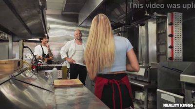 Khloe Kapri - J.Mac - Kitchen Anal Action: Khloe Kapri and J Mac Get Hot and Heavy in Reality Kings' Kitchen Fisting Action - sexu.com