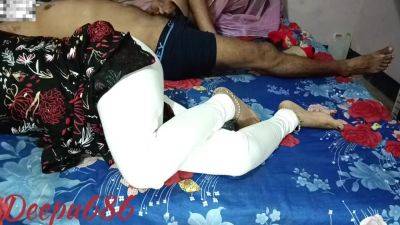 Chhoti Bahan Ne Bhai Ke Saath Bed Share Kiya Sister Sex With Elder Brother - hclips.com - India