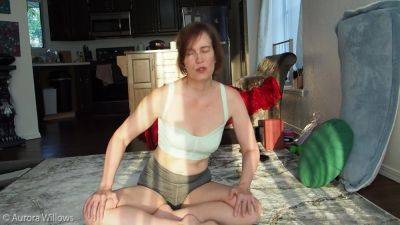 Easy Mobility For Your Chest And Shoulders - hclips.com - Usa