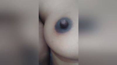 Bangladeshi Cute Boobs Girl Sent Video By Her Boyfriend - desi-porntube.com - India