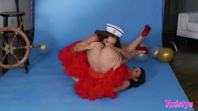 Flirts In Skirts Amazing Lesbian Sex - upornia.com
