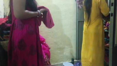 Indian Threesome Some Sex Video Home Made - 18 Years And Mumbai Ashu - desi-porntube.com - India