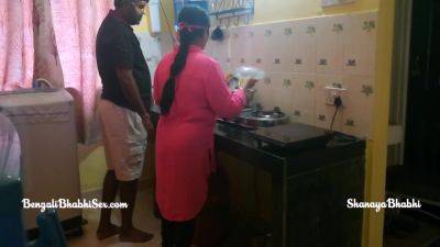 Sexy Bhabhi Fucked In Kitchen While Cooking Food 7 Min - hclips.com - India