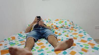 I Find My Stepbrother Masturbating And It Makes Me Want To Fuck - hclips.com - Colombia