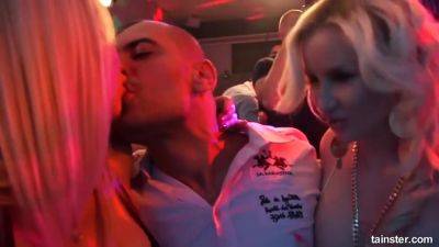 Drunk Orgy Group Fucking - hotmovs.com