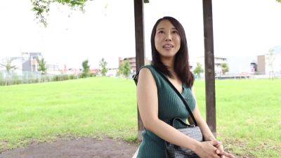 性欲が強すぎて旦那じゃ物足りないと浮気セックスで性欲発散 - senzuri.tube - Japan