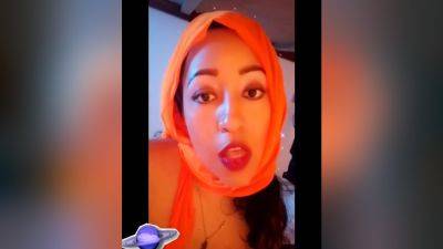 Des Ires In Saturno Squirt The Sexiest Latin Babe, She Is Now An Arab Fortune Teller Who Guesses Your And Uses Her Vagina To Seduce - desi-porntube.com - India