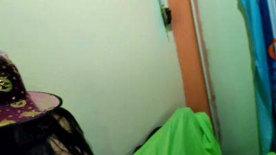 Lo Que Paso Es De No Creer Sucia Bruja Gordita Y Sexy Llega A Mi Casa En Halloween Y Le Hago Muchas Cosas. Porno Real Casero. Especial De Halloween 5 Min - upornia.com