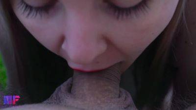 Babe Giver Det Bedste Blowjob Og Tager Sperm I Sin Sode Mund - hclips.com - Russia