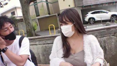 0002046_30代の超デカパイ日本人の女性が人妻NTR素人ナンパのエチ合体 - hclips.com - Japan