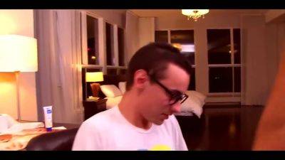 Geeks First Sex With Mature Woman - upornia.com