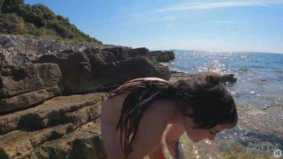 Nude Beach Chillout With Pretty Model Brilla - hotmovs.com