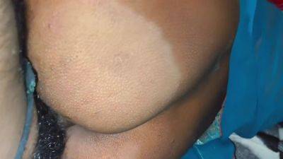 Suman Bhabhi Ke Gand Me Aaj Peheli Mote Land Se Chudai Kiya Aur Chut Me Mulli Dala - desi-porntube.com