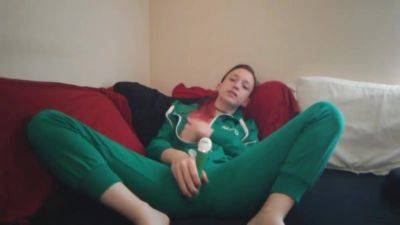 Minny Minx - Cumming In My Onesie - hclips.com
