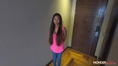 Filipina maid agrees to bang her new boss - hotmovs.com