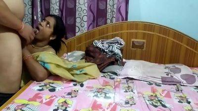 Ritika And Her Boyfriend Shared Bed And Hard Rough Sex In Saree On With Sexy Wife - desi-porntube.com